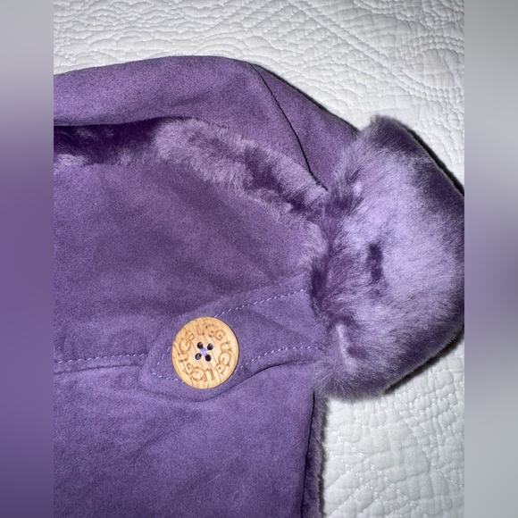 UGG Kids Lavender Shearling Hat - Picture 2 of 7
